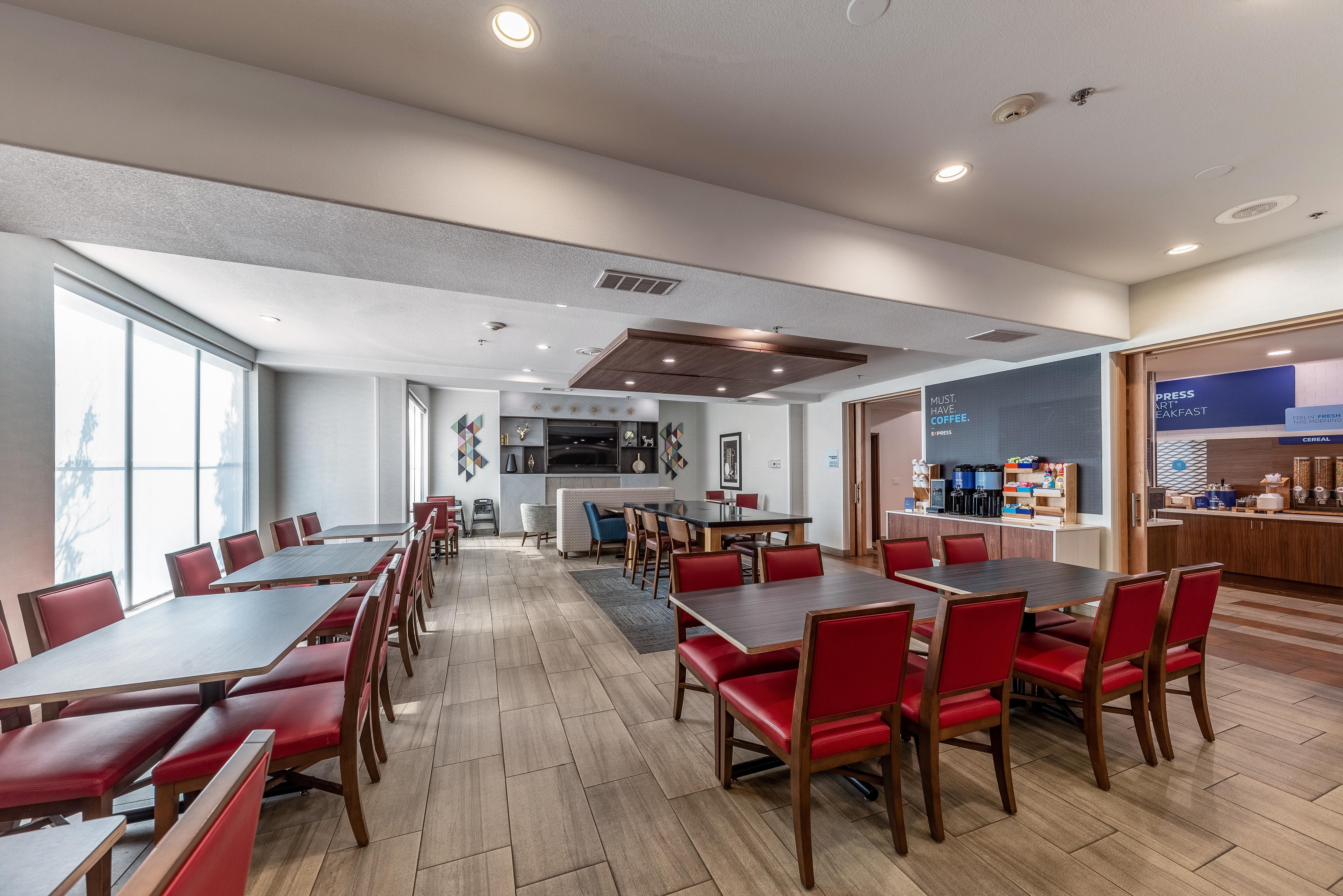 Holiday Inn Express & Suites Fort Worth - Fossil Creek By Ihg Dış mekan fotoğraf