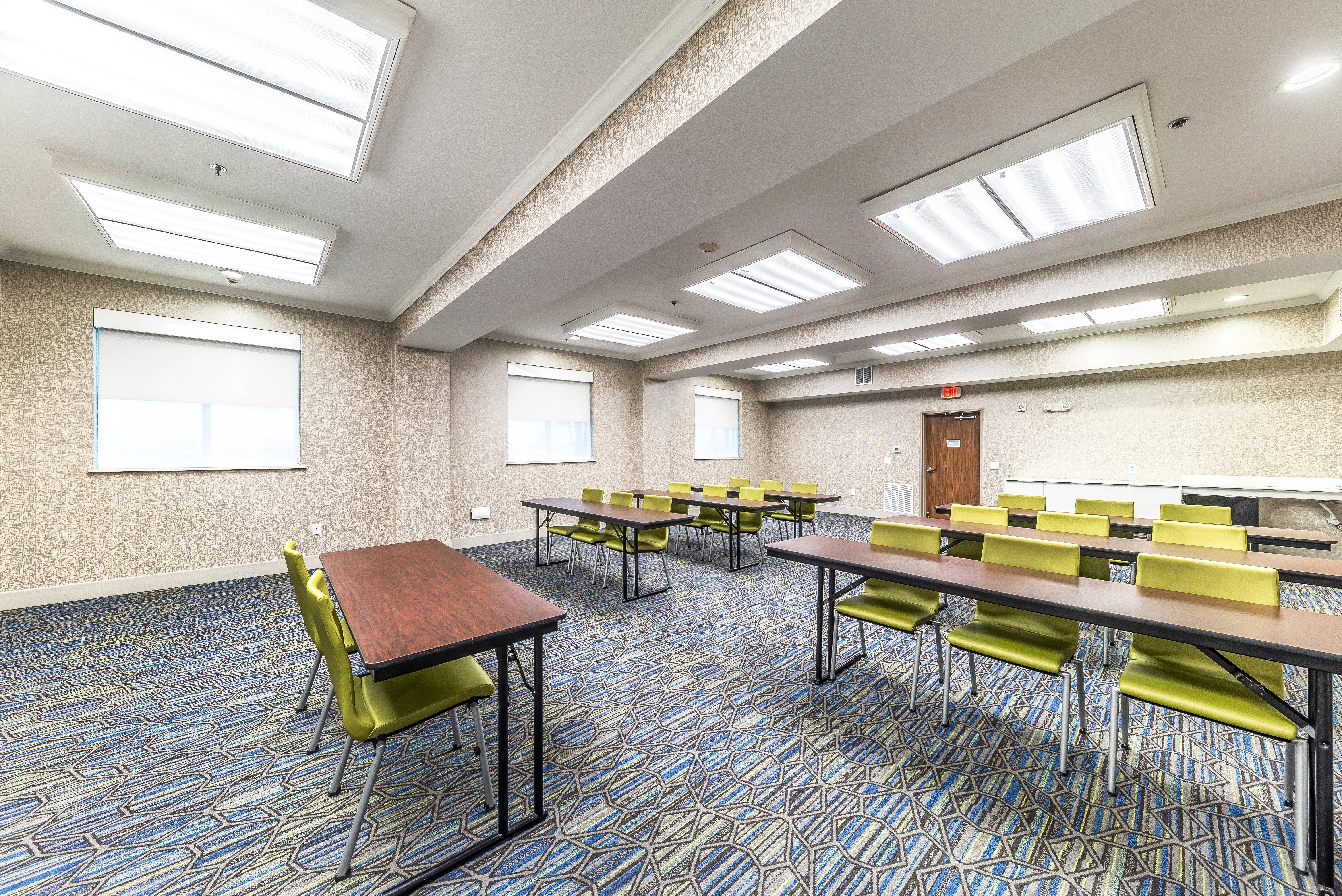 Holiday Inn Express & Suites Fort Worth - Fossil Creek By Ihg Dış mekan fotoğraf